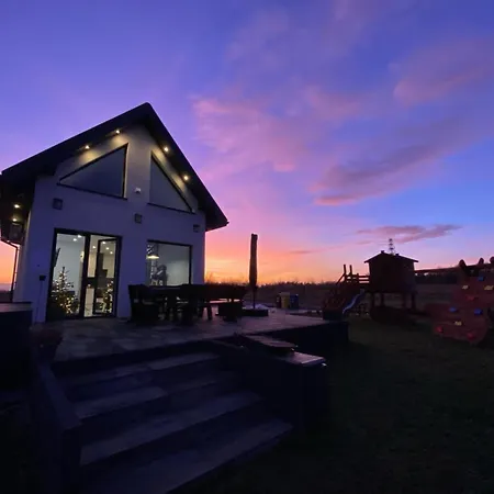 W Slonecznikach, Jacuzzi, Quady, Gory בית נופש